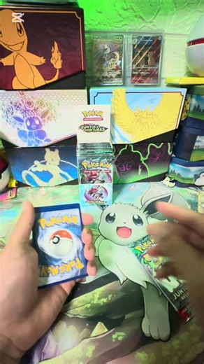 ¡APERTURA ÉPICA de Booster Box Juntos de Aventuras! ¿Saldrá la carta secreta? 👀✨ #tarjetaspokemon
