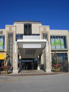 Microsoft Pop-Up Store Now Open at Galleria