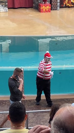 8.4K views · 315 reactions | He’s reviewing your call script  Tom mime Seaworld #tomthemime #seaworldmime #fblifestyle #humor #entertainment #humor #darkhumor #funnyvideos #mime #comedy | Eryka Travel | Facebook