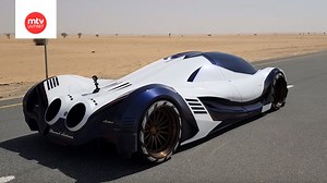 12-litrainen V16 ja 5 000 hevosvoimaa: Devel Sixteen lähtee kuin telkkä pöntöstä pelkällä pintakaasulla