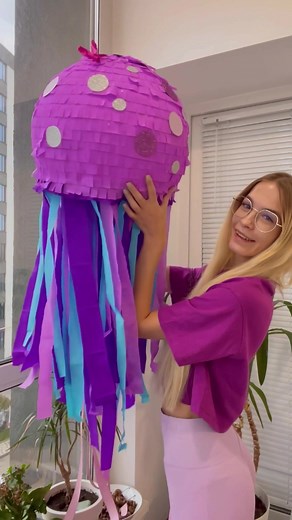 DIY Piñata Tutorial: Handmade Process Video