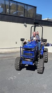 16K views · 1.9K reactions | I got the chance to see an electric tractor up close yesterday in Hood River. I’m glad that my work on the Senate Appropriations Committee resulted in $1.5 million in funding to buy and test 12 of these tractors on 36 farms across Oregon over the next two years. These tractors are proof that we can support our farmers and the health and well-being of our agricultural communities while moving toward a clean energy future. | Senator Jeff Merkley | Facebook