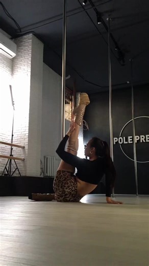 Exotic Pole Dance Stretching Techniques