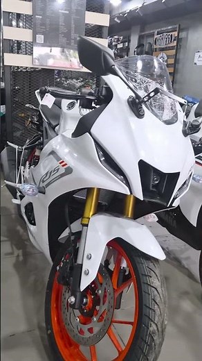New Yamaha R15 V4 White Colour 2026 🔥 | New White Colour | Price, Mileage & Full Details