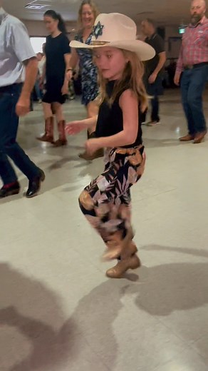 842K views · 17K reactions | Music : Cowboy up - Kaylee Bell Kaylee Bell Choreo : Heel, Toe, Rodeo - Gary O'Reilly Line Dance At Mick Country Pop Dancers #foryoupageシ #countrydancing #linedancing #cutekids #fypシ | Miss Yee Haw | Facebook