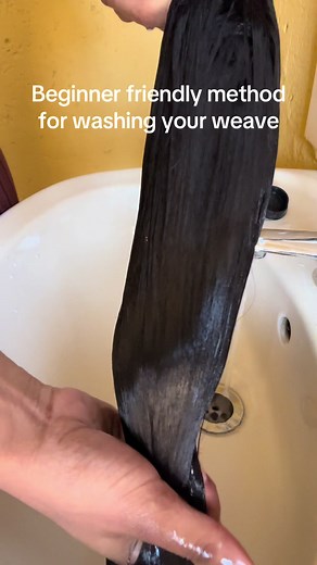 Beginner's Guide to Washing Your Weave