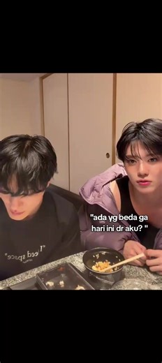 Jeno and Jaemin's Fun Lipstick Adventure Today