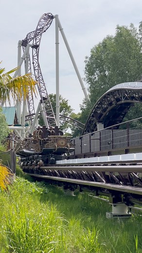 119K views · 660 reactions | One of the CRAZIEST Starts to a Roller Coaster! 﫨 | The Ride to Happiness - Plopsaland De Panne  #rollercoaster #plopsalanddepanne #belgium | CoasterAddict | Facebook