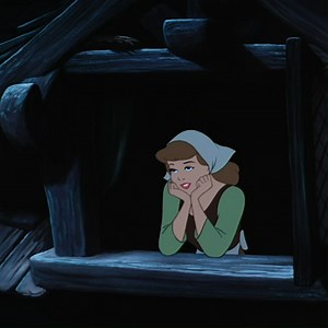 4.3K views · 35 reactions | Brug et nostalgisk øjeblik og genopdag den klassiske genfortælling af Disneys 'Askepot' på bare 20 sekunder. ✨ | Disney | Facebook