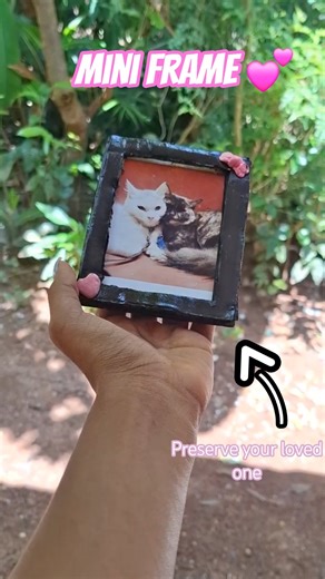 Tiny mini frame😍#craftideas #handmade #shortvideo #frame #simple #craft #shorts
