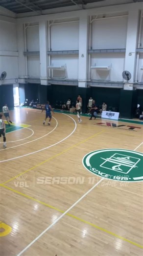 A simple but smooth Pinoy Step will do the trick Actions LIVE on VBL | VBL