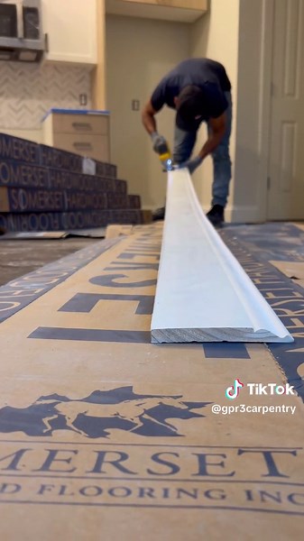 Good tips for baseboard installation 👉 Gpr3Carpentry🔨 #tips #carpentry #construction #viral #tools #tricks #viralvideo #learnontiktok #cut #viraliza