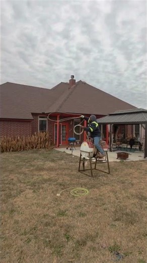 Little slow mo working on some reaching #shorts #teamroping #rodeolife #cowboylife #horse