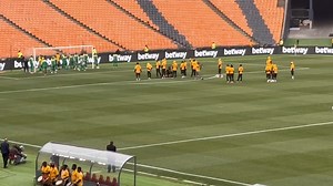 Betway Premiership: Kaizer Chiefs vs. Lamontville Golden Arrows Starting 11: Petersen ©, McCarthy, Kwinika, Miguel, Monyane, Elephant, Maboe, Shabalala, Mmodi, Lilepo, Da Silva Subs: Bvuma, Msimango, Solomons, Mako, Mabaso, Velebayi, Baartman, Vilakazi, Mayo Coaches: Khalil Ben Youssef & Cedric Kaze #Amakhosi4Life #BetwayPrem #AlwaysHome | Kaizer Chiefs Supporters Worldwide