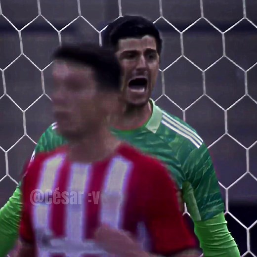 Thibaut Courtois 🇧🇪🦒🔥 | @Real Madrid C.F. - Best Saves 🔥 | #belgium #goalkeeper #thibaultcourtois #parati #edits #4kedit #parati #edits #parati #thibuat #courtois #belgium #goalkeeper #porterosdefutbol #futbol⚽️ #futbol⚽️ #parati #belgium #fypシ #viral @Thibaut Courtois