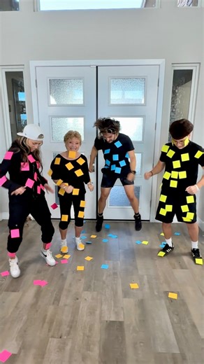 Getti Kehayova on Instagram: "The Sticky Note Shake-Off 﫨 #challenge #family #funnygame"
