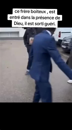 Le surnaturel accompagne ce message. C’est un archive de témoignage à Amiens , ce frère boiteux , est rentré dans la présence de Dieu, il est sorti guéri. 🙌#wmbchefdutemps
