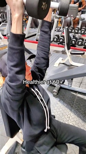 This is what 60 plus looks like 🔥 #60plus #genx #bodybuilding #femalebodybuilder #womenwholift