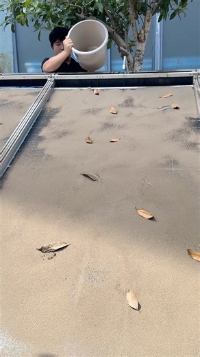 Solar Panel Cleaning: A High-Return Project for the Future? #solarpower