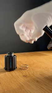 The new 240 Hybrid hub features the Ratchet EXP OS system with its bigger bearing for enhanced durability when riding eMTB. The steel freehub body and the specific hub flanges for DT Swiss 2.34 mm spokes also enhance the hubs' resistance to additional loads. #BuiltToExtend #EngineeringPerformance #MeticulousDevelopment | DT Swiss