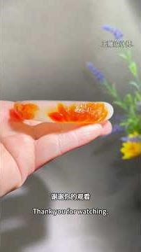 贝壳掌上明珠吊坠配连年有余手镯，这份孩子的心意，成品喜欢吗？#手镯 #吊坠 #吉祥寓意 #锦鲤好运 #吊坠 #手镯 #玉雕 #玉石 #翡翠 #jadeite #handmade #diy #民间手艺人