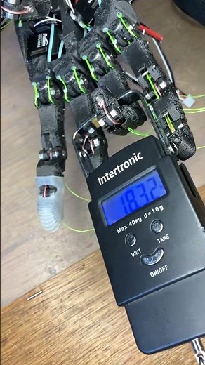 Super strong robot finger! Max 20kgs!