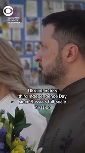 17K views · 431 reactions | Ukrainian President Volodymyr Zelenskyy and First Lady Olena Zelenska lay flowers at a Kyiv memorial wall, as the country marks its third Independence Day since Moscow's full-scale invasion. Russia and Ukraine exchanged over 100 prisoners of war on Saturday. | CBS News | Facebook