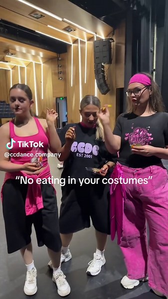 cc dance company (@ccdance.company)’s videos with original sound - ﾒ𝟶