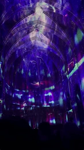 clip-4012361513-luminiscence-bathes-basilica-santa-maria-del-pi