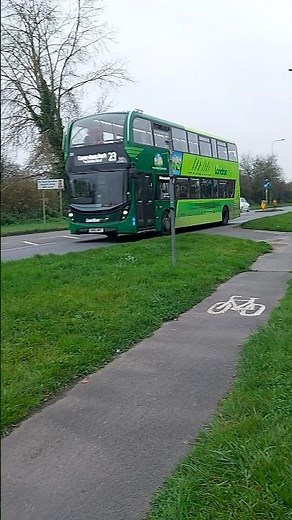 Reading buses | ADL Enviro400 MMC | No.781 | to Friar Street | 08.11.24