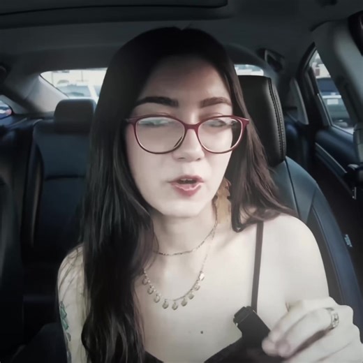 Animal Crossing: New Horizons Queen Edit