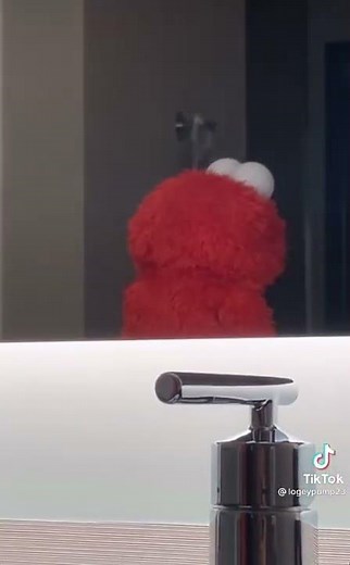 Elmo Y You Fart It Stinks