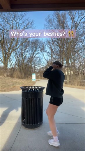 soccer saggers in action 😼 #dance #tiktok #bestfriends