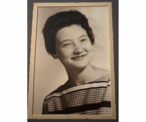 Caroline Lee Starr Obituary (2025) - Council Bluffs, IA - Hoy-Kilnoski Funeral Home & Crematory - Council Bluffs