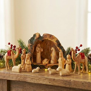 Hand Carved Olive Wood Nativity Set: Holy Land Christmas Decor - Etsy