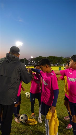 𝐓𝐡𝐢𝐬 𝐢𝐬 𝐡𝐨𝐰 𝐭𝐨𝐦𝐨𝐫𝐫𝐨𝐰’𝐬 𝐥𝐞𝐚𝐝𝐞𝐫𝐬 𝐚𝐫𝐞 𝐛𝐮𝐢𝐥𝐭 — 𝐬𝐭𝐞𝐩 𝐛𝐲 𝐬𝐭𝐞𝐩 ⚽ It’s more than drills and games — it’s 𝗴𝗿𝗼𝘄𝘁𝗵, 𝘁𝗲𝗮𝗺𝘄𝗼𝗿𝗸, 𝗮𝗻𝗱 𝗰𝗼𝗻𝗳𝗶𝗱𝗲𝗻𝗰𝗲 𝗶𝗻 𝗺𝗼𝘁𝗶𝗼𝗻 At 𝗔𝘃𝗮𝗻𝘁𝗶 𝗦𝗼𝗰𝗰𝗲𝗿 𝗔𝗰𝗮𝗱𝗲𝗺𝘆, we’re shaping kids who play with passion and lead with purpose. 💪 📩 DM us to join our next intake — your child’s journey starts here. ❤️ Like, share, and follow for more inspiring Avanti stories. #AvantiSoccer #AvantiFamily #TrainWithA