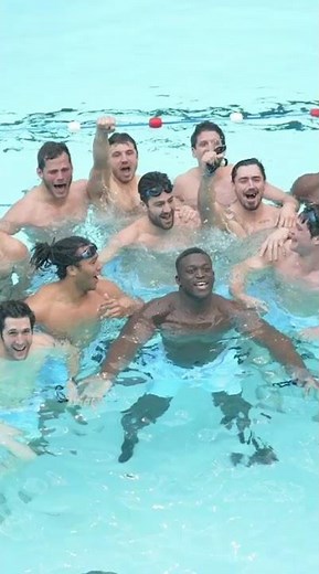 TOP 14 - Camille Lacourt shares a story about a swim session with Racing 92 🤣