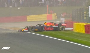 F1: Verstappen and Hamilton verbally spar