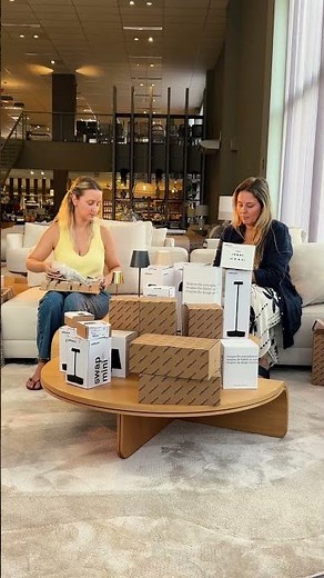 Abrindo a caixa, começa a experiência. ✨📦