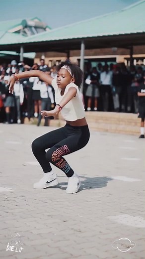 The next @Kamogelo Mphela 🎭 ? #babyface #fyp #dancer #amapianodance #kamomphela #kamompheladance #viral #blowthisup #tiktok #dance #sirfocal