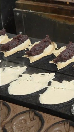 The thinnest crust ever! The ultimate crispy taiyaki #japanesefood