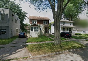 1932 Lowell Upper Unit Ave, Saginaw, MI 48602 | Homes.com