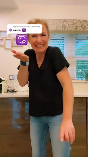 Reply to @alteaqiflleku ♋ this was a popular request #snapping#zodiac#billijo#pentatonix#challenge#Tigerpigdance#fy#fyp#fypシ#fleet#shine#foryou