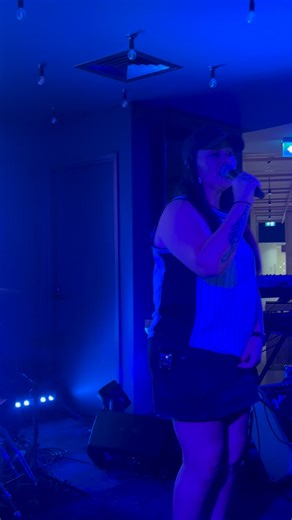 3.2K views · 88 reactions | Thank u to Connor and the team at Greenbank Services Club amazing ❤️80s n 90s RNB show all live #rnb #livemusic | Live Music HQ | Facebook