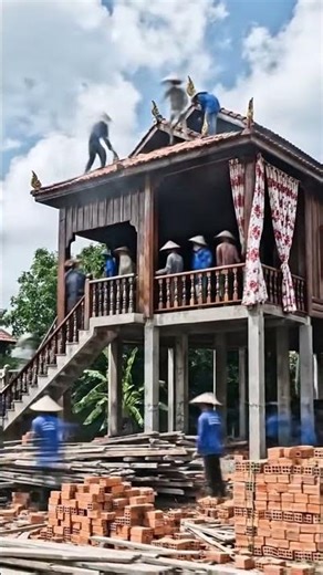 “Transforming an Old House into a Beautiful New Home | Amazing Before & After Makeover 🏠✨”