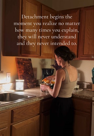 nichole.thinks.a.lot (@nichole.thinks.a.lot)’s video of detachment