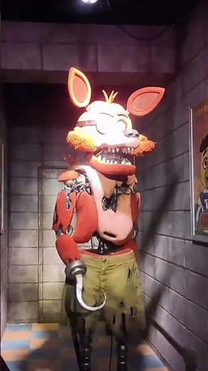 Five nights of Freddy Scares and animatronics.