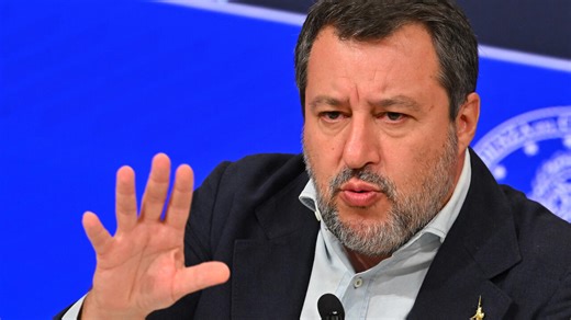 "Mets ton casque et pars en Ukraine" : les propos de Salvini sur Macron qui ne passent pas