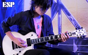 ESP现代Les paul - Eclipse日蚀: 帅白色 ESP Guitars EII EC EMG Demonstration