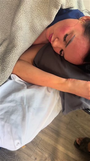 Take all the time you need… ✨ Emotional & Sensory Beauty #BeautifulFeeling #ElevateYourMood #VibeHigh #SoothingEnergy #EmbraceTheCalm #BreatheAndLetGo #FlowState #fypシ #fypシ゚viral #massage #OtM